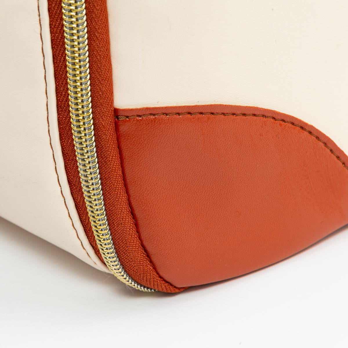 Luhxe Travel Bag 2.0 (Easter Sale) - Image 18