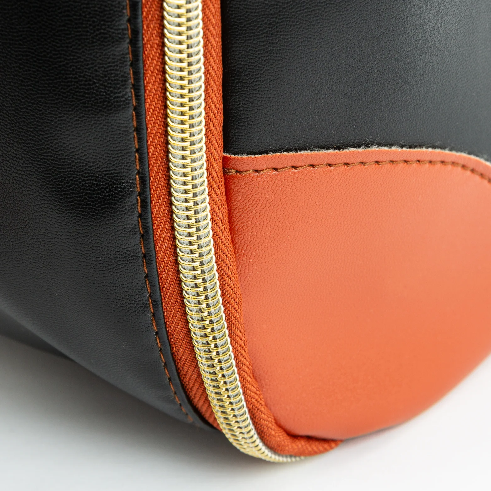 Luhxe Travel Bag (20% Flash Sale) - Image 10